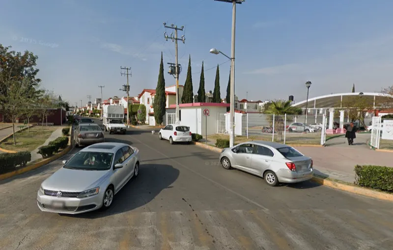 Casa en venta: Casa · Priv. Aviñon #Mz 18 Lt 6 Unidad B No. Of. 3, Villa del Real, Tecámac, Estado de México, $545,000